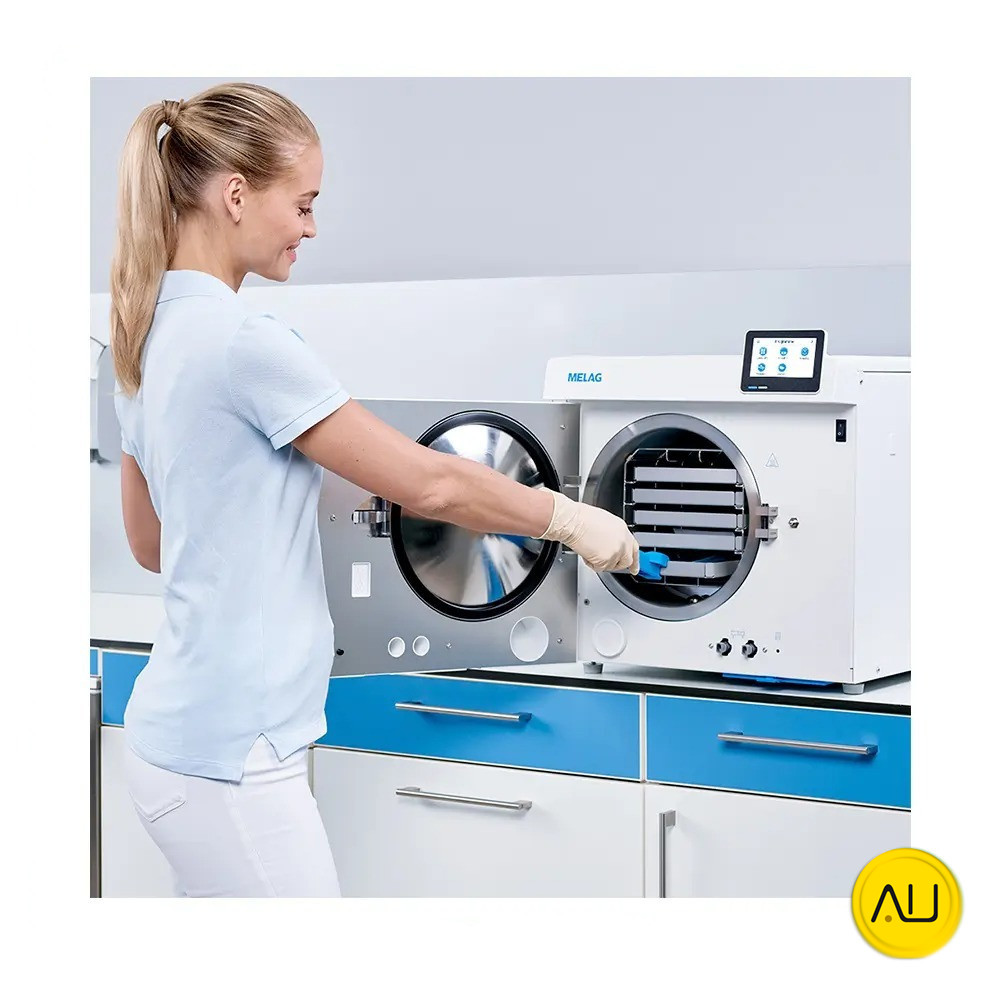 tienda-venta-servicio-tecnico-especializado-autoclave-melag-vacuclave-323-prime-line-utilizando